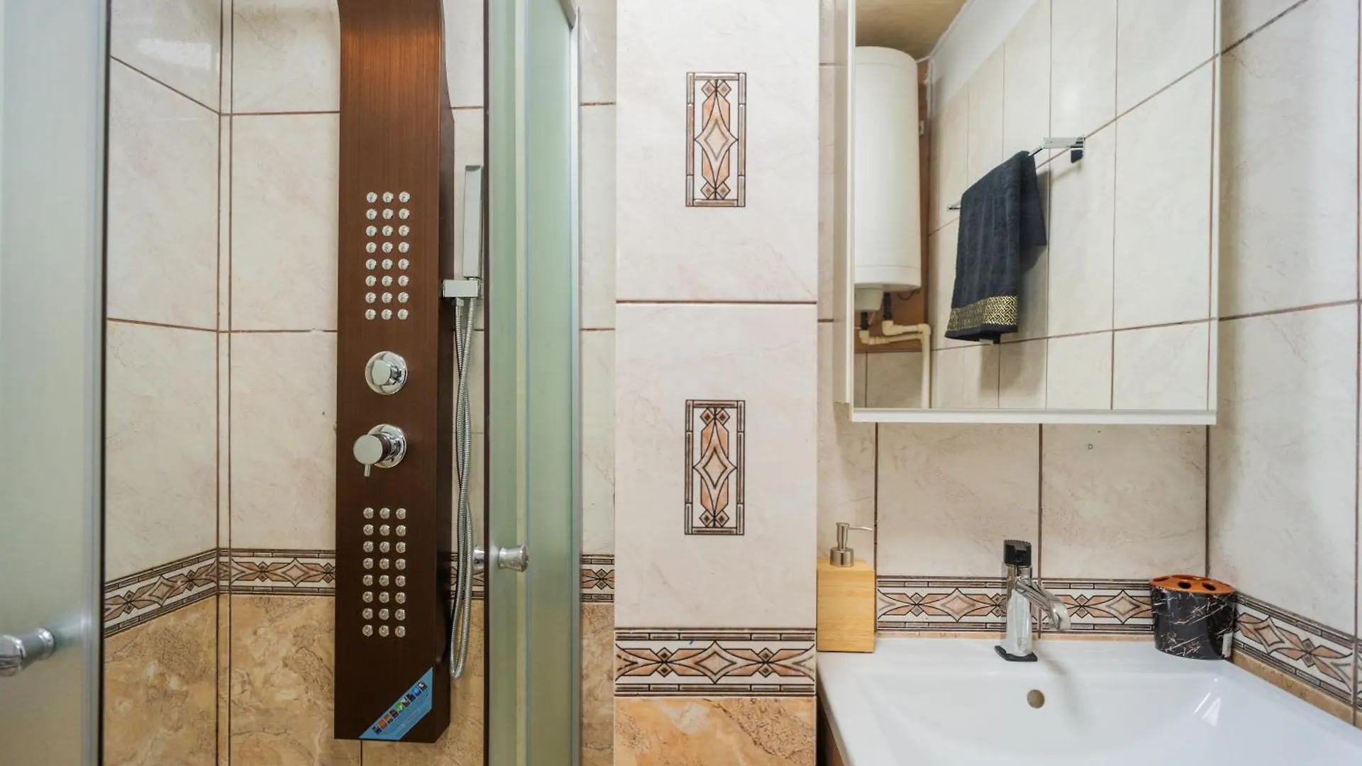 Ultra Central Cozy Apartment Schitu - Cismigiu Park Boekarest