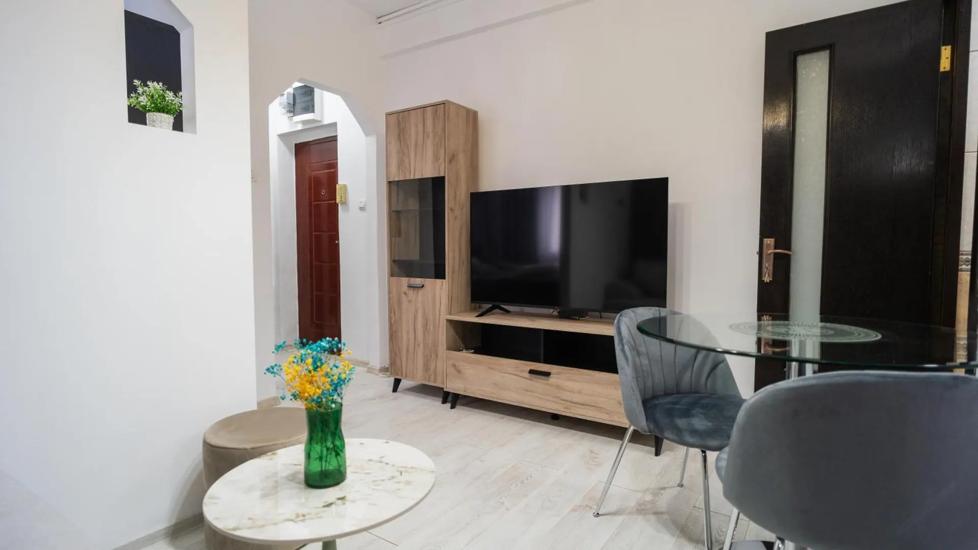 Ultra Central Cozy Apartment Schitu - Cismigiu Park Boekarest 0*,
